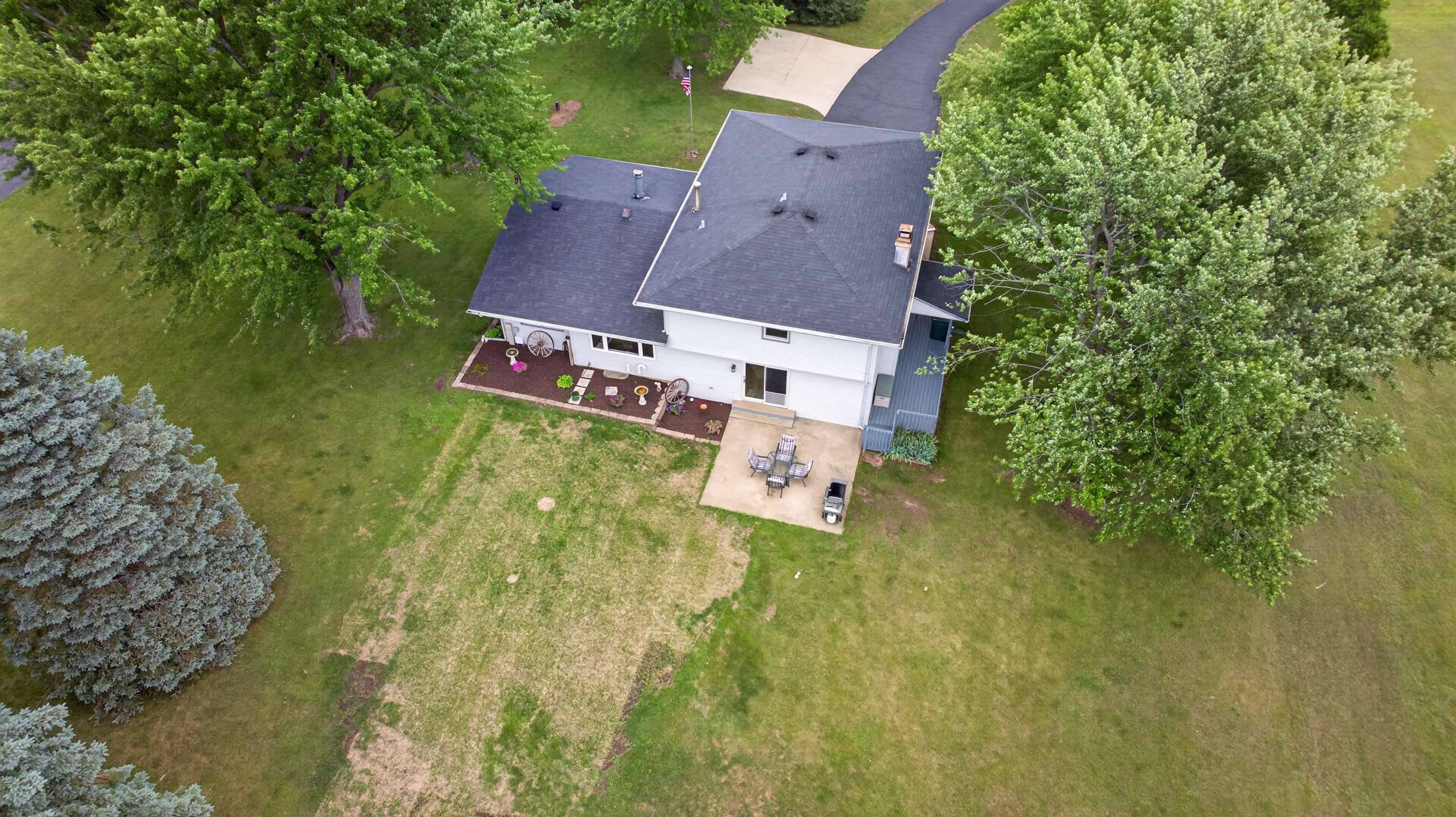 7144 North Crestview Road Stillman Valley, IL 61084 - Photo 33 of 36