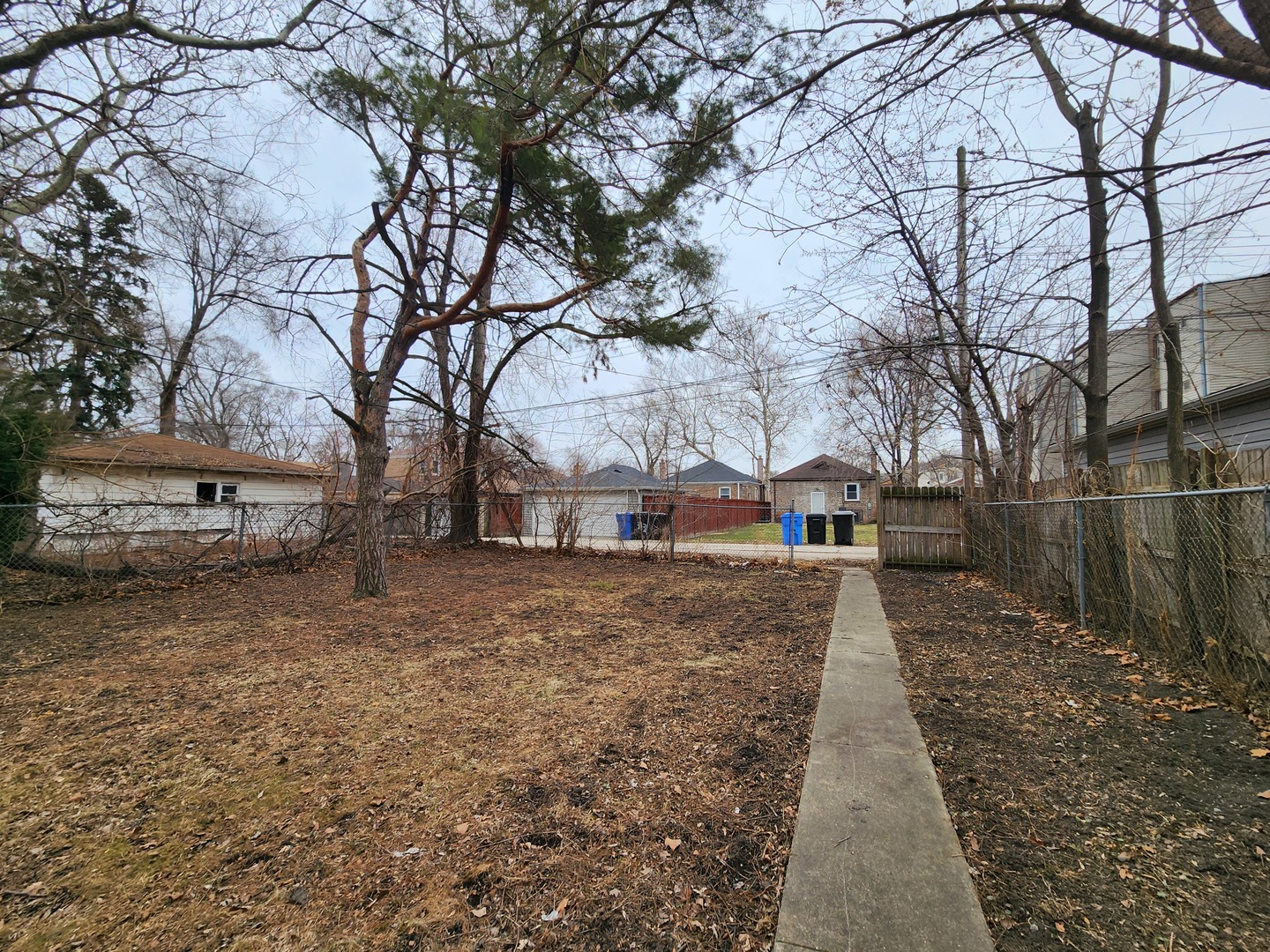 143 East 119th Street Chicago, IL 60628 - Photo 2 of 18