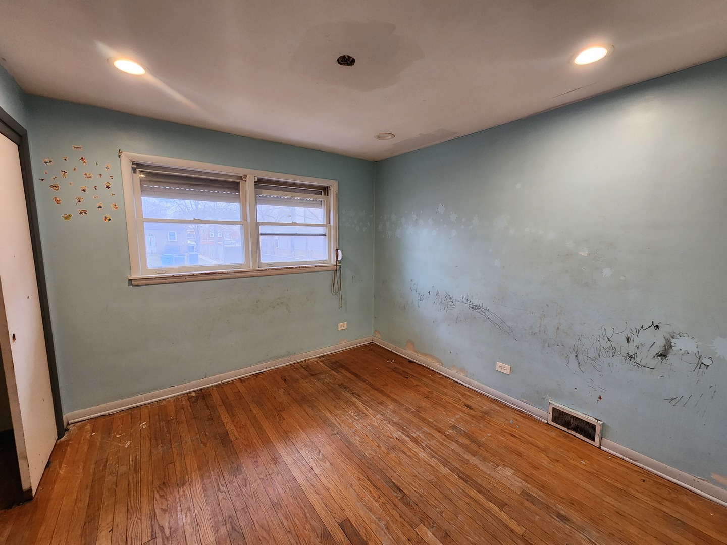 143 East 119th Street Chicago, IL 60628 - Photo 10 of 18