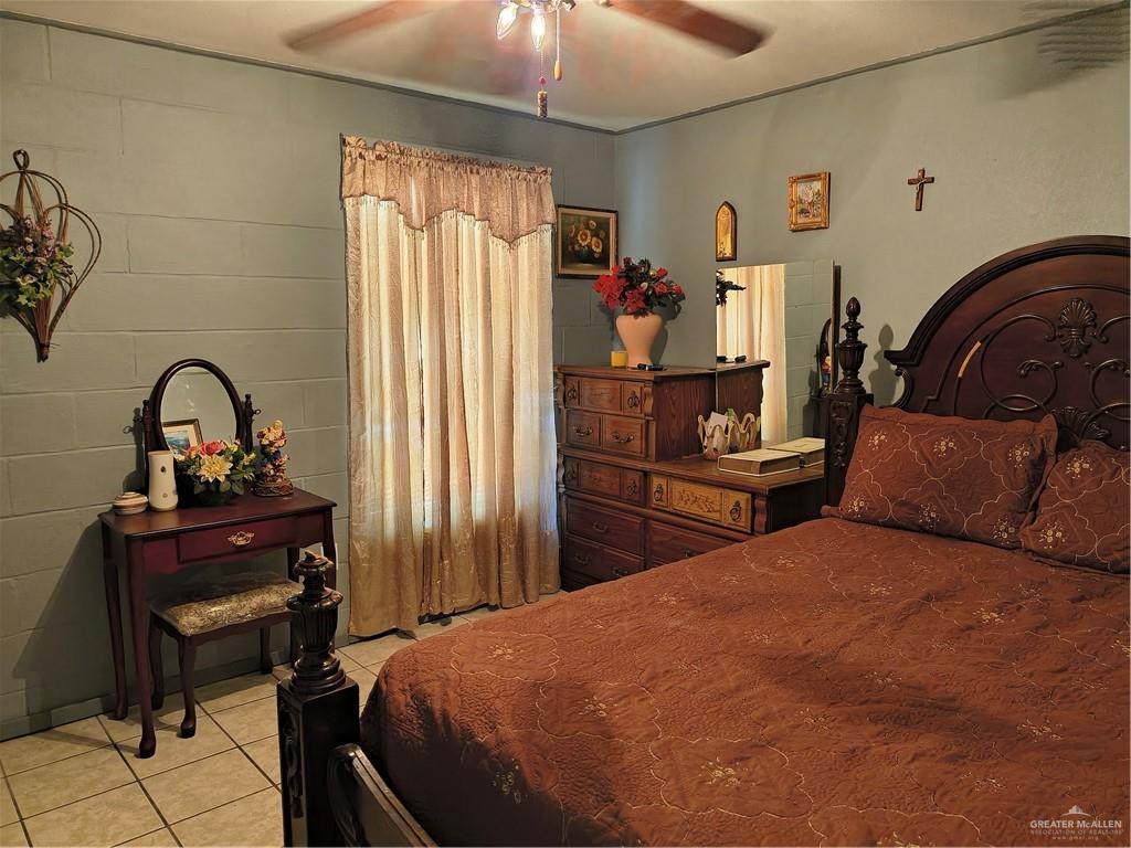 165 North Kennedy Street Rio Grande City, TX 78582 - Photo 8 of 19