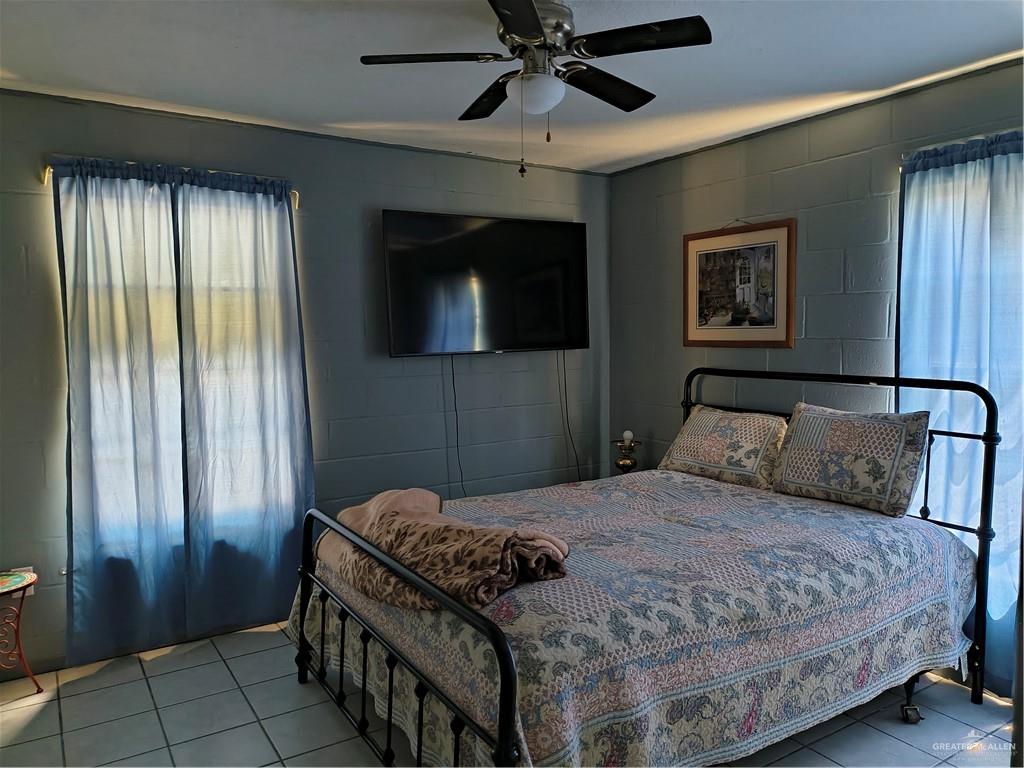 165 North Kennedy Street Rio Grande City, TX 78582 - Photo 9 of 19