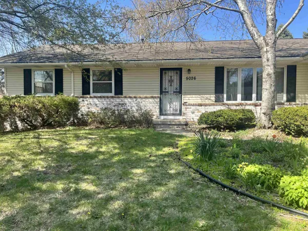 $429,500 | 5026 Piccadilly Drive, Madison, WI 53714
