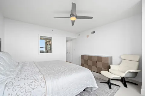 $795,000 | 600 West Las Olas Boulevard, Unit 1712N, Fort Lauderdale, FL 33312