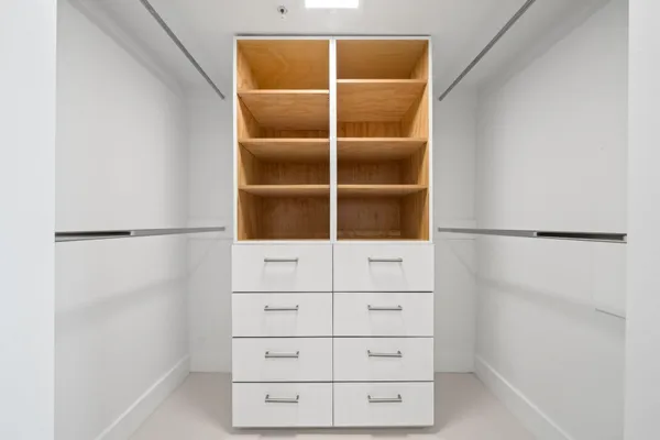 a view of walk in closet