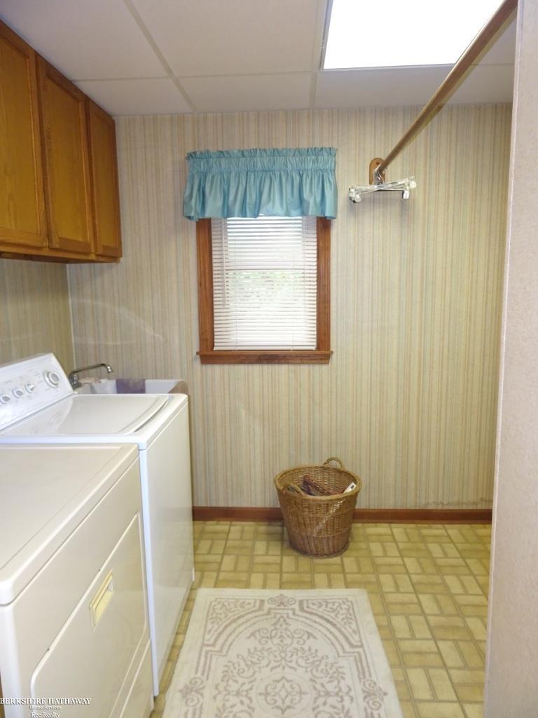 11860 Ebeling Road Romeo, MI 48065 - Photo 15 of 54 50116100-14.JPG