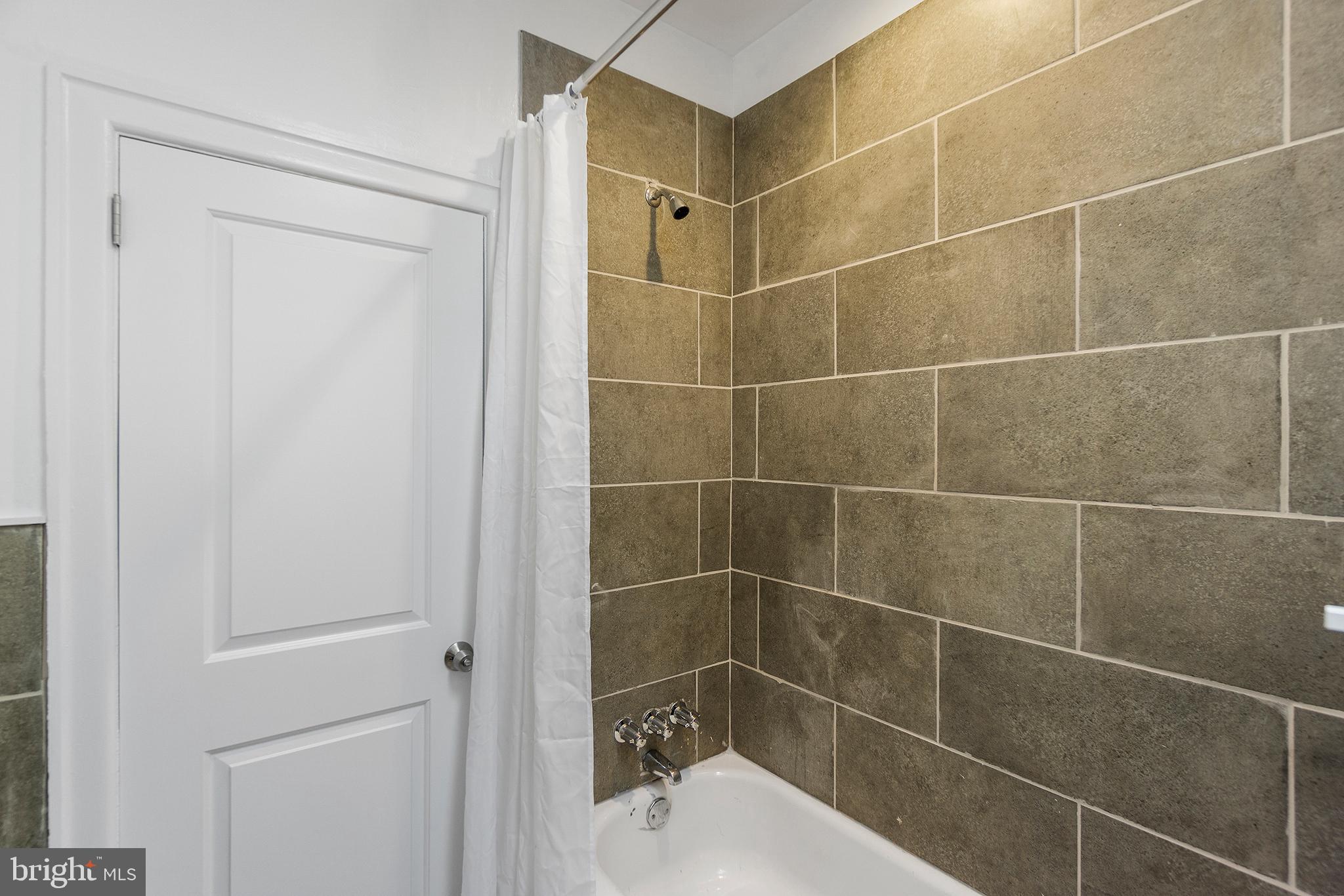 4604 Decatur Street Philadelphia, PA 19136 - Photo 25 of 30