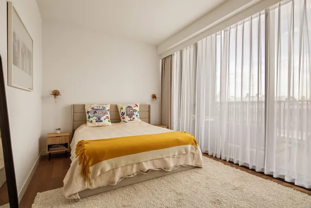 $3,450,000 | 21-30 44th Drive, Unit 6A | Long Island City