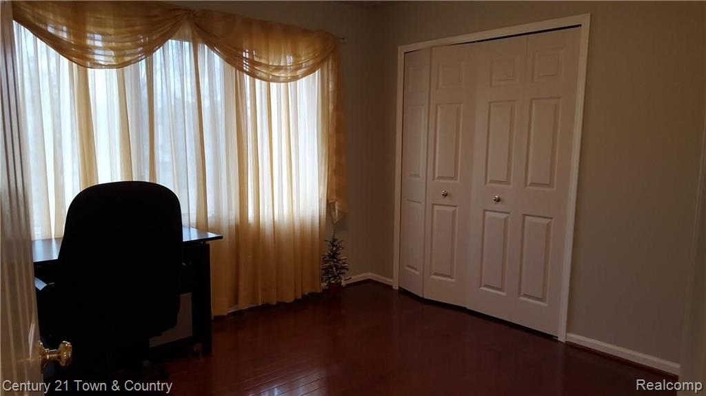 1740 Mackwood Road Rochester Hills, MI 48307 - Photo 16 of 31