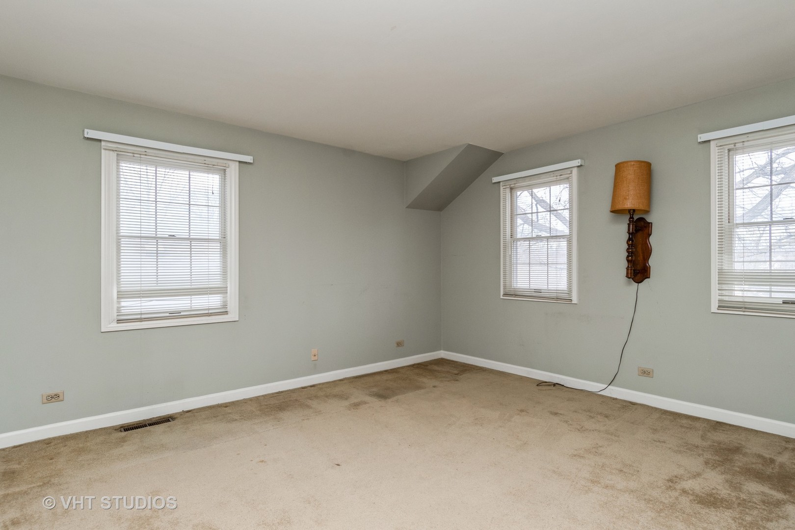 1008 Landing Road Naperville, IL 60540 - Photo 12 of 17 Gallery Image 12