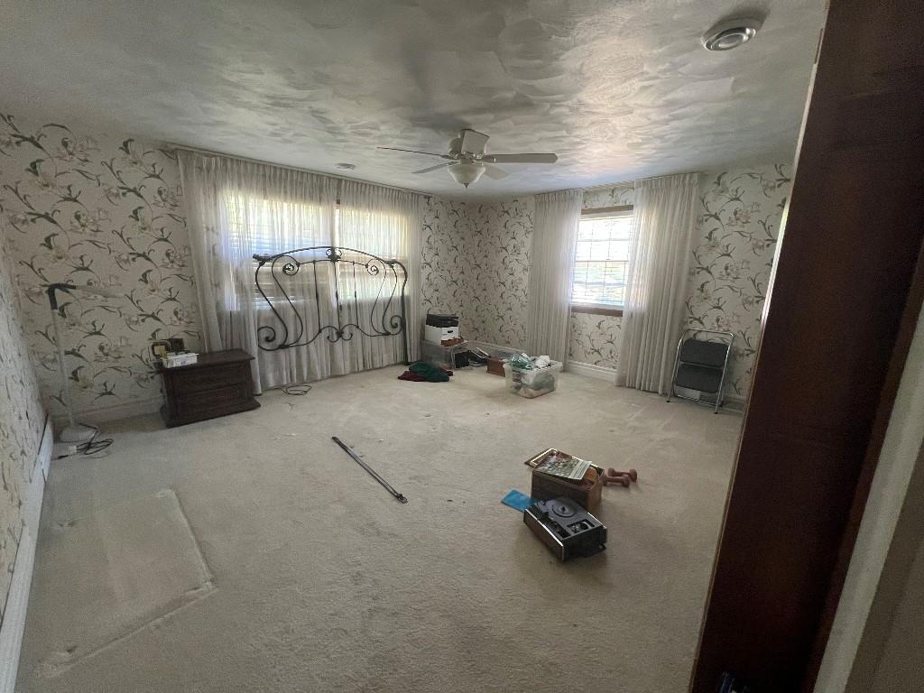 607 Lindsay Road Carnegie, PA 15106 - Photo 7 of 30 Gallery Image 7