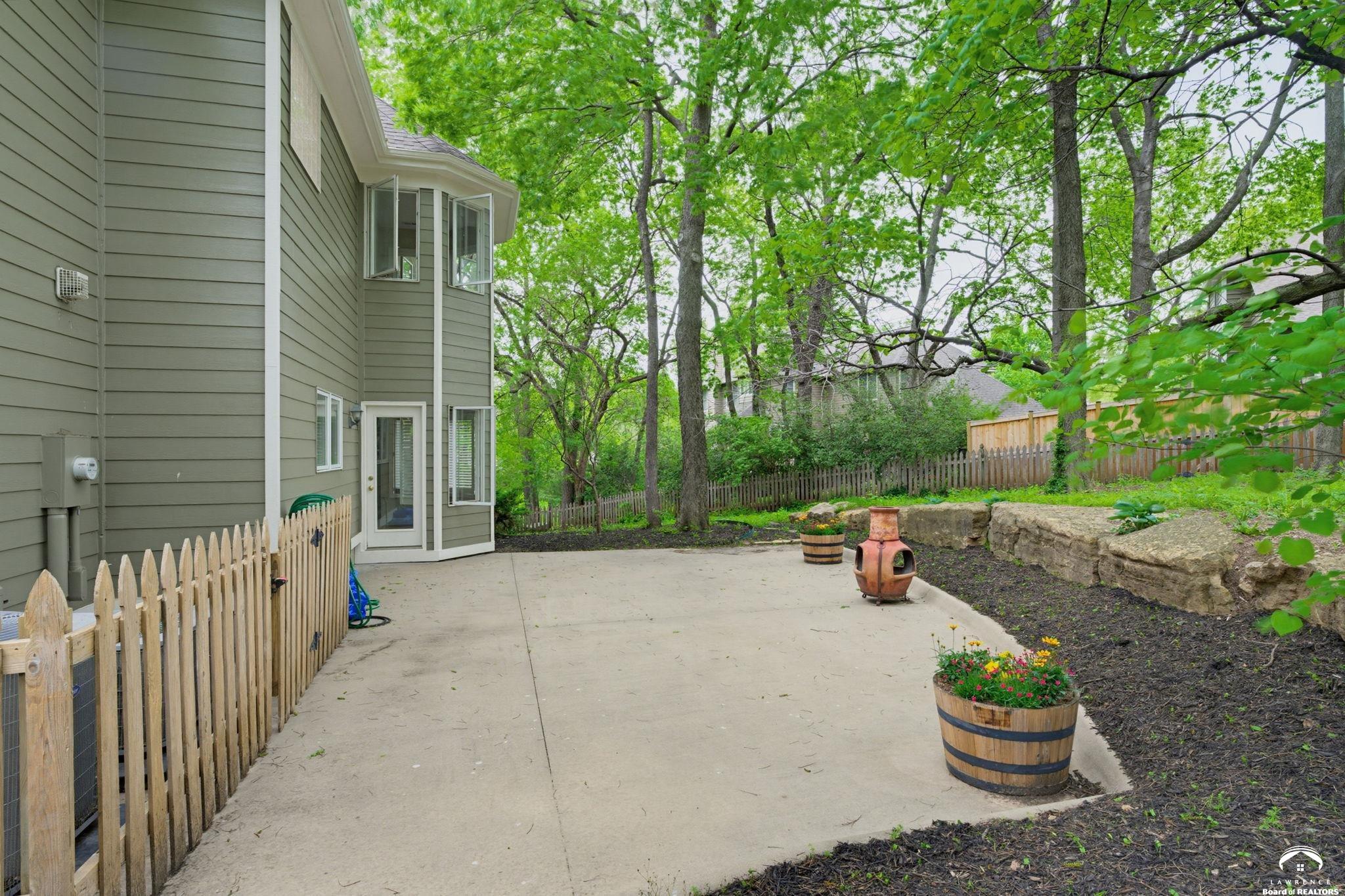 1124 Dubs Court Lawrence, KS 66049 - Photo 64 of 69