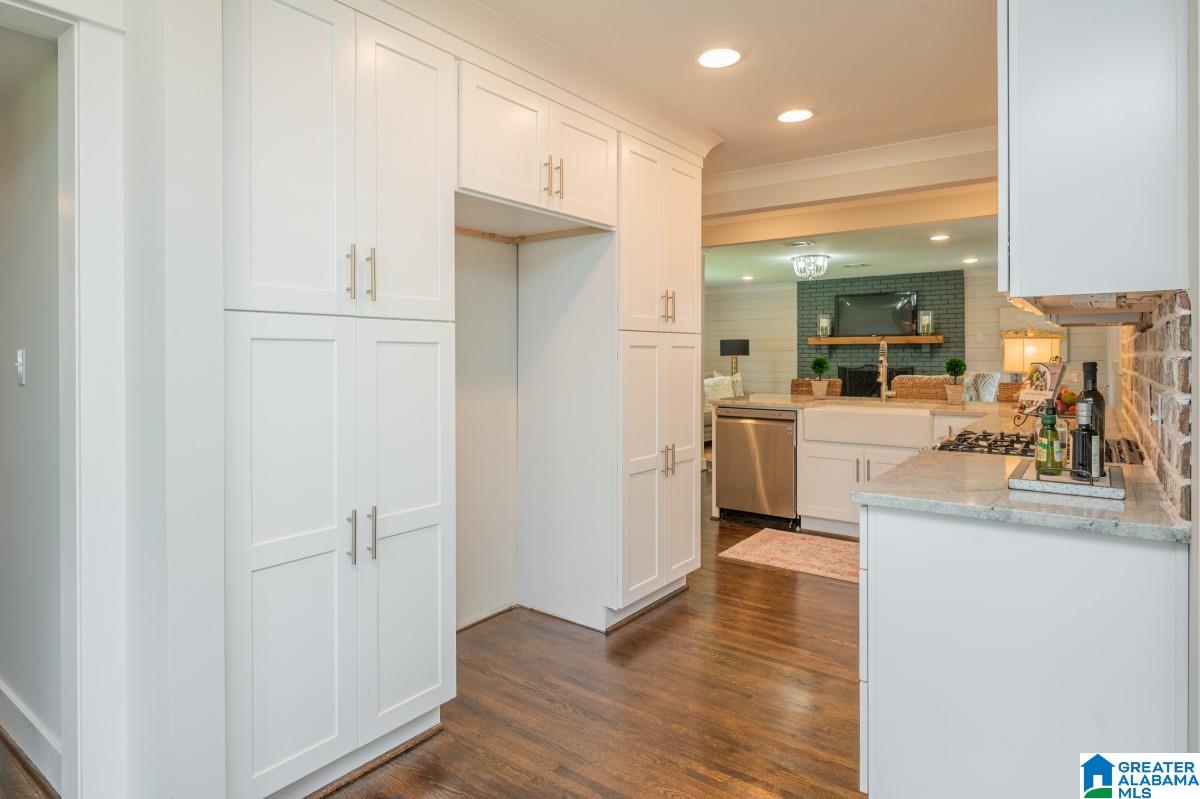 205 Willow Bend Road Birmingham, AL 35209 - Photo 10 of 24