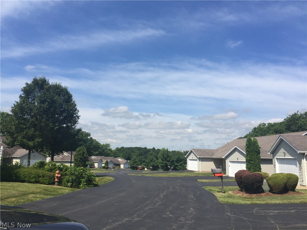 525 Wilcox Road, Unit A Austintown, OH 44515 - Photo 24 of 27