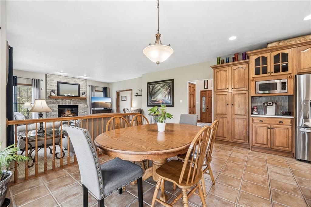 1098 Government Road Irwin, PA 15642 - Photo 15 of 50
