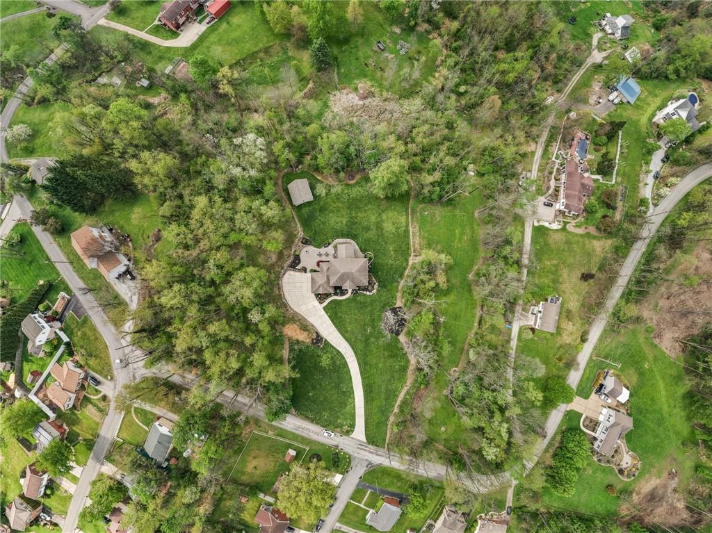 1098 Government Road Irwin, PA 15642 - Photo 46 of 50
