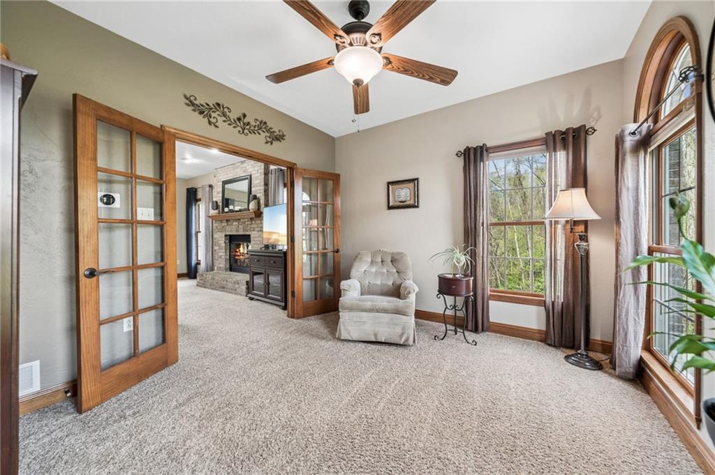 1098 Government Road Irwin, PA 15642 - Photo 8 of 50
