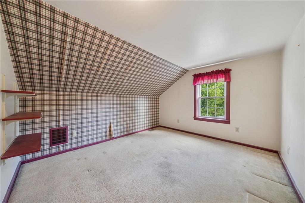 216 Francis Road Pittsburgh, PA 15239 - Photo 23 of 36 3rd bedroom