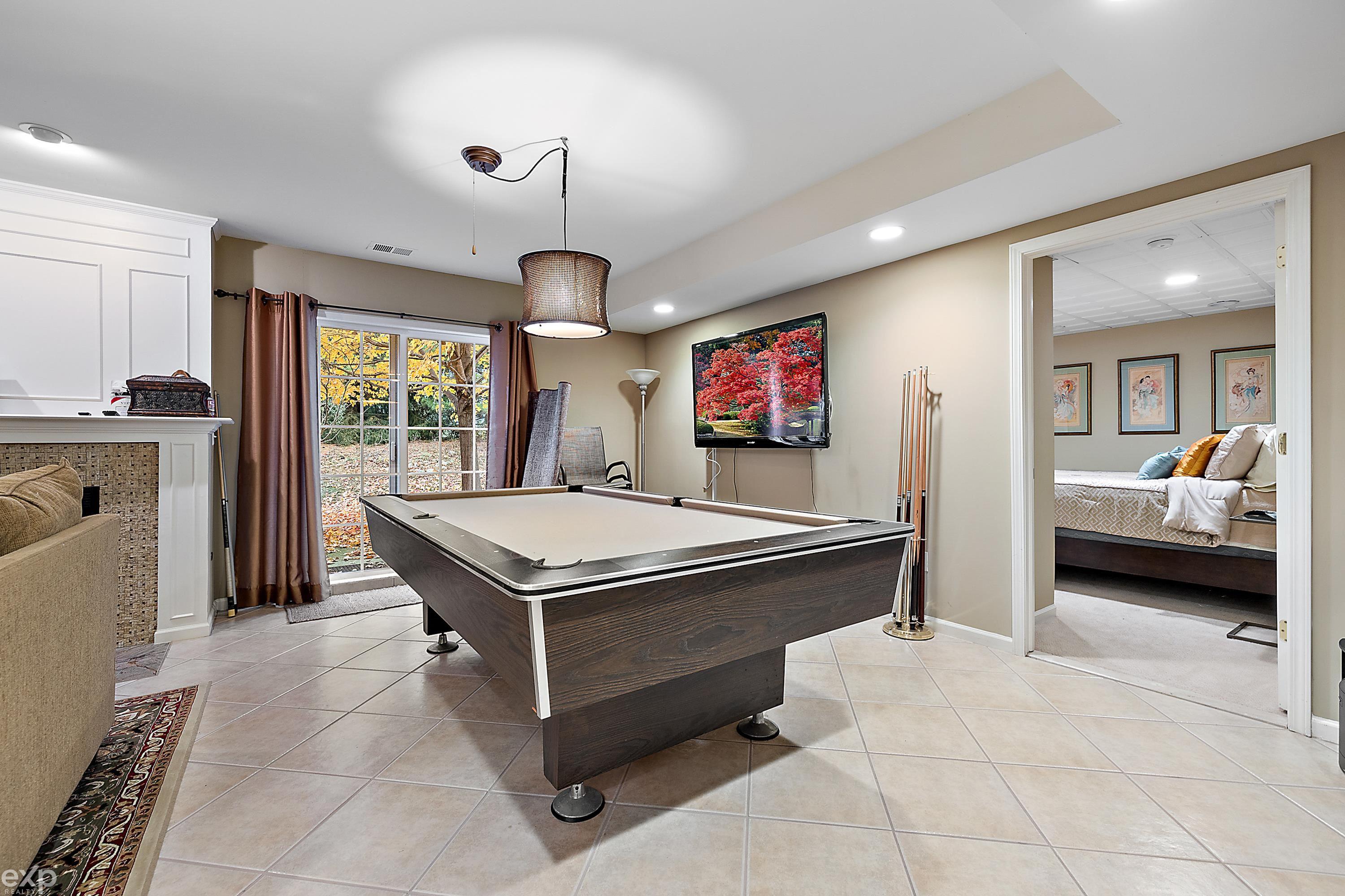 647 Telya Ridge Milford, MI 48381 - Photo 44 of 56 50126626-43.JPG