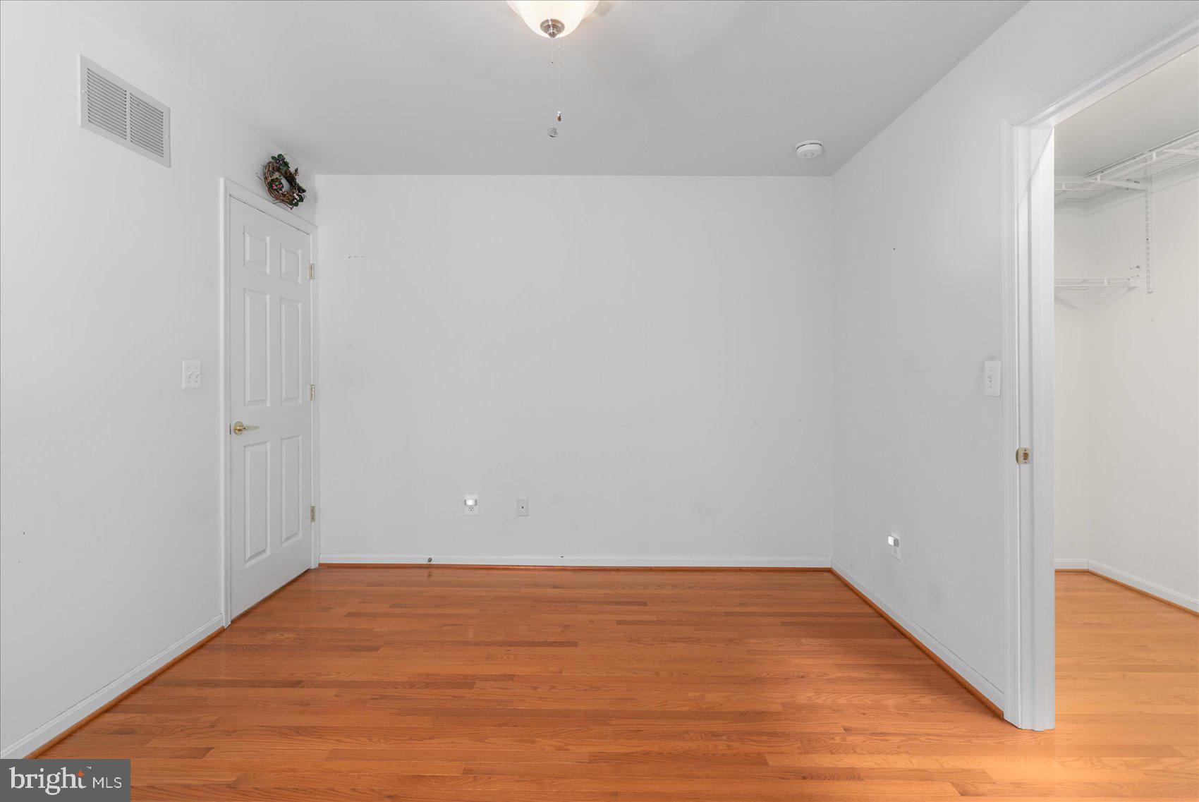 2112 Holly Neck Road Baltimore, MD 21221 - Photo 27 of 40 Bedroom