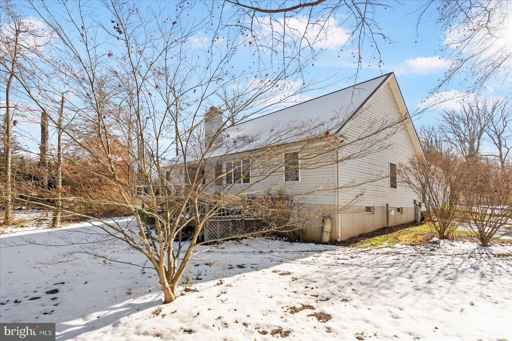 2112 Holly Neck Road Baltimore, MD 21221 - Photo 39 of 40 Exterior Rear