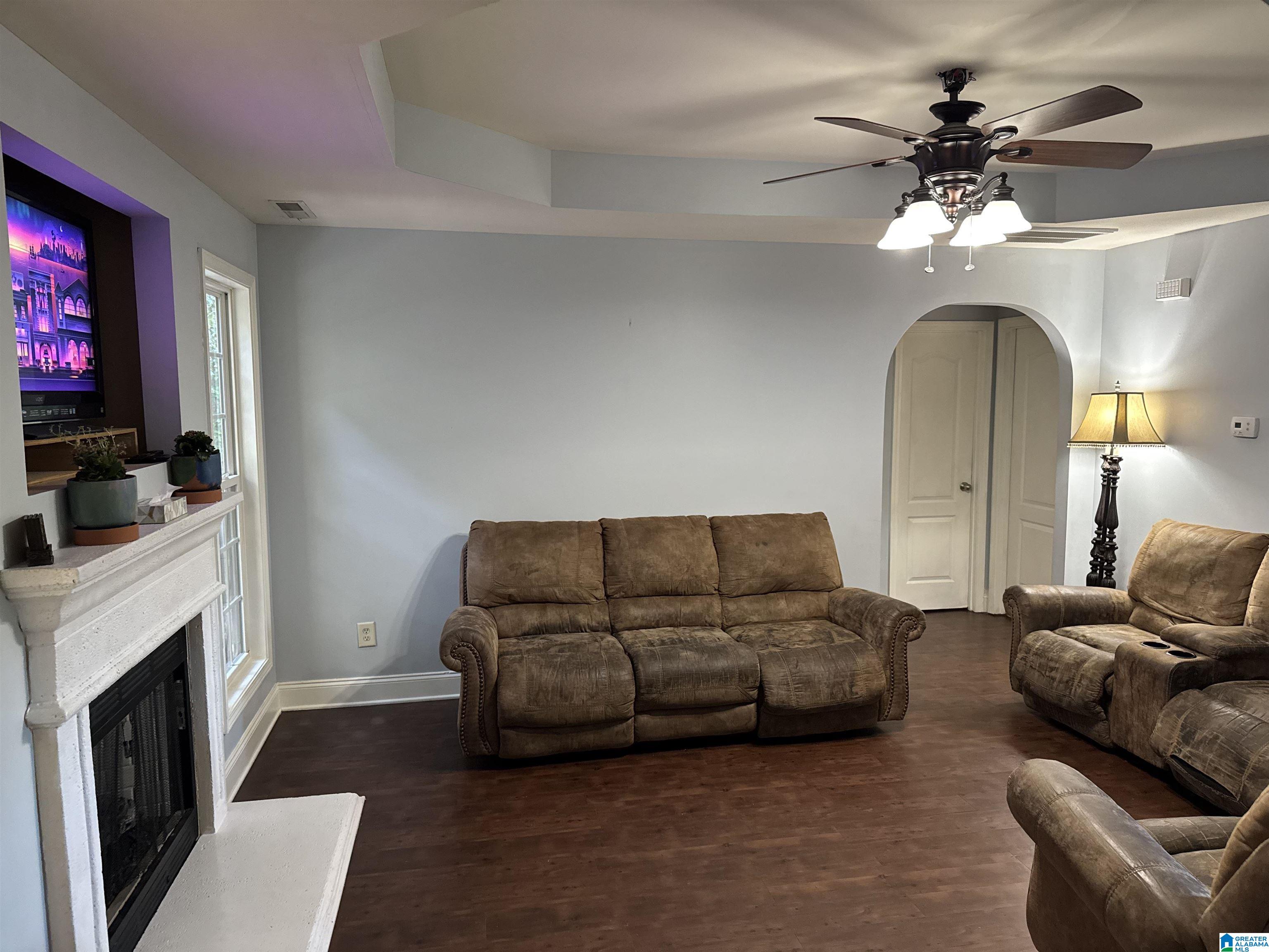 530 Indian Hills Road Hayden, AL 35079 - Photo 2 of 12