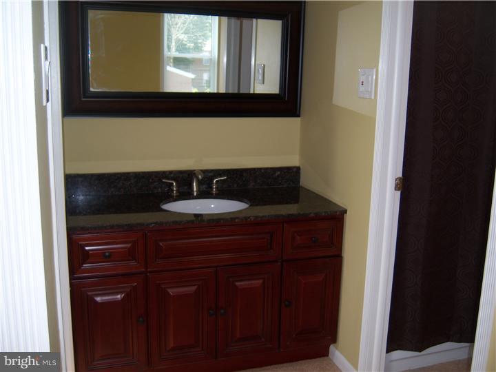 215 Greendale Road Philadelphia, PA 19154 - Photo 11 of 13