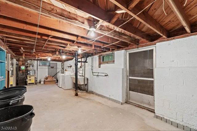 $2,800 | 12 Stanchak Court, Unit 2, Clifton, NJ 07014