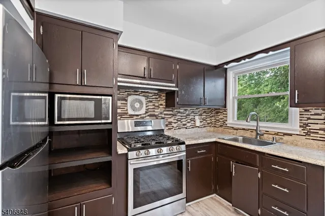 $2,800 | 12 Stanchak Court, Unit 2, Clifton, NJ 07014