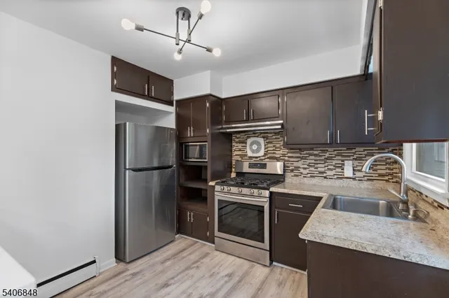 $2,800 | 12 Stanchak Court, Unit 2, Clifton, NJ 07014