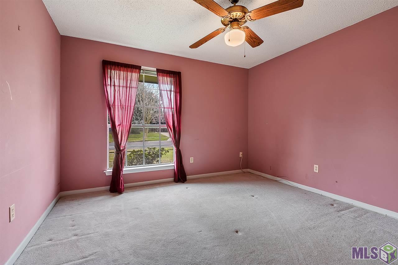 9955 Buttercup Drive Baton Rouge, LA 70809 - Photo 7 of 11