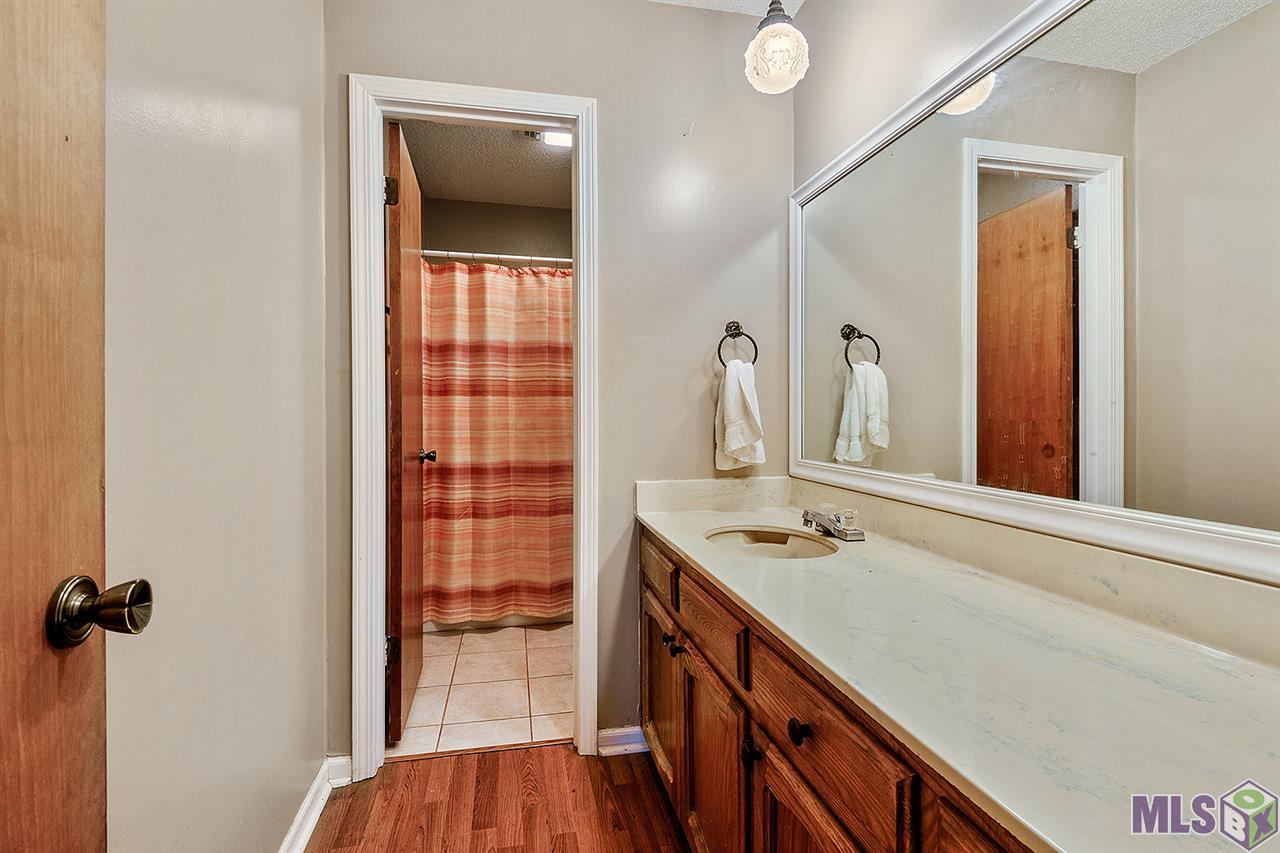 9955 Buttercup Drive Baton Rouge, LA 70809 - Photo 8 of 11