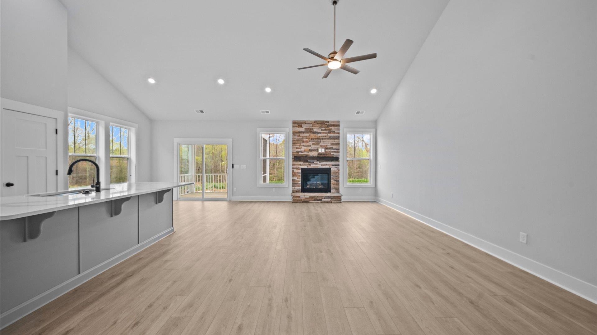 814 Rodin Road Moore, SC 29369 - Photo 11 of 33 Gallery Image 11