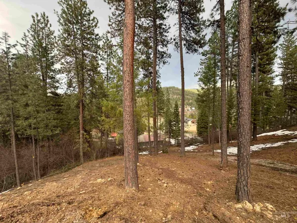 $699,900 | 2 Valley High Road, Garden Valley, ID 83622