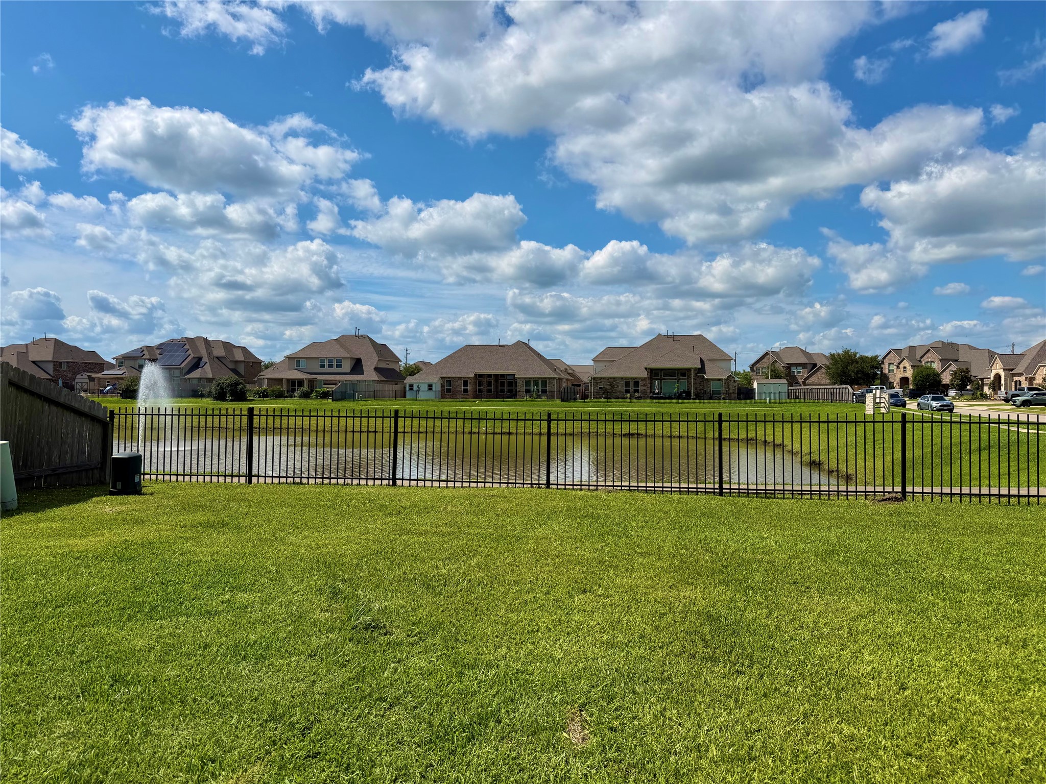 1217 Laurel Loop Angleton, TX 77515 - Photo 45 of 50