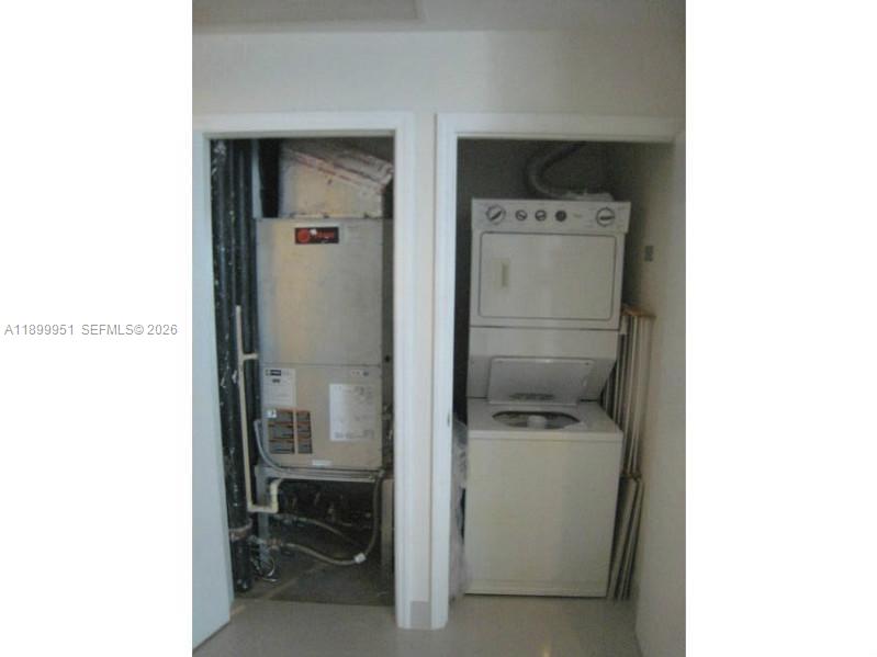 60 Southwest 13th Street, Unit 1900 Miami, FL 33130 - Photo 46 of 96 View from Balcony