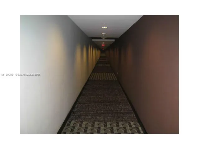 $609,900 | 60 Southwest 13th Street, Unit 1900, Miami, FL 33130