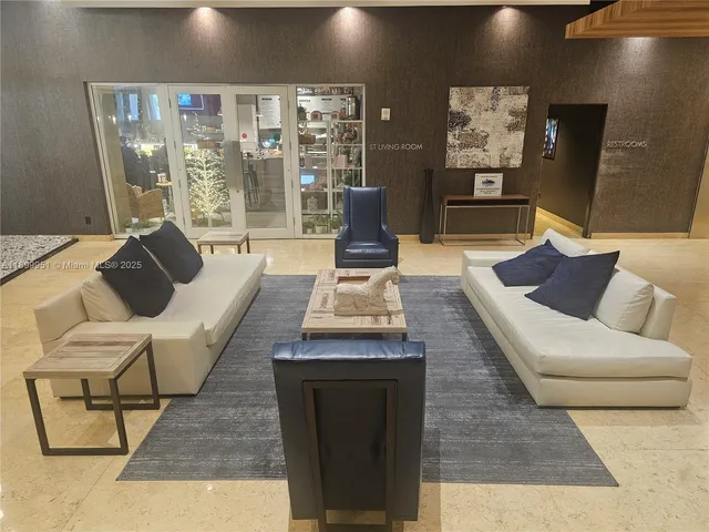 $609,900 | 60 Southwest 13th Street, Unit 1900, Miami, FL 33130