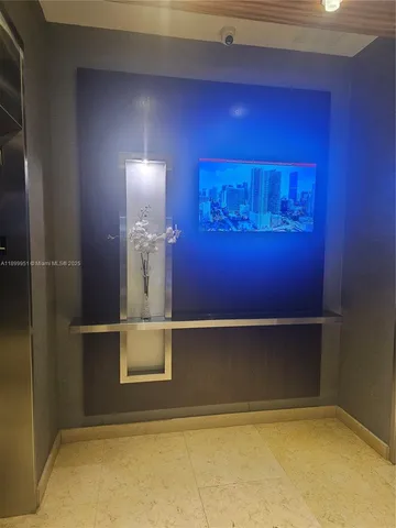 $609,900 | 60 Southwest 13th Street, Unit 1900, Miami, FL 33130