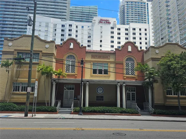 $609,900 | 60 Southwest 13th Street, Unit 1900, Miami, FL 33130