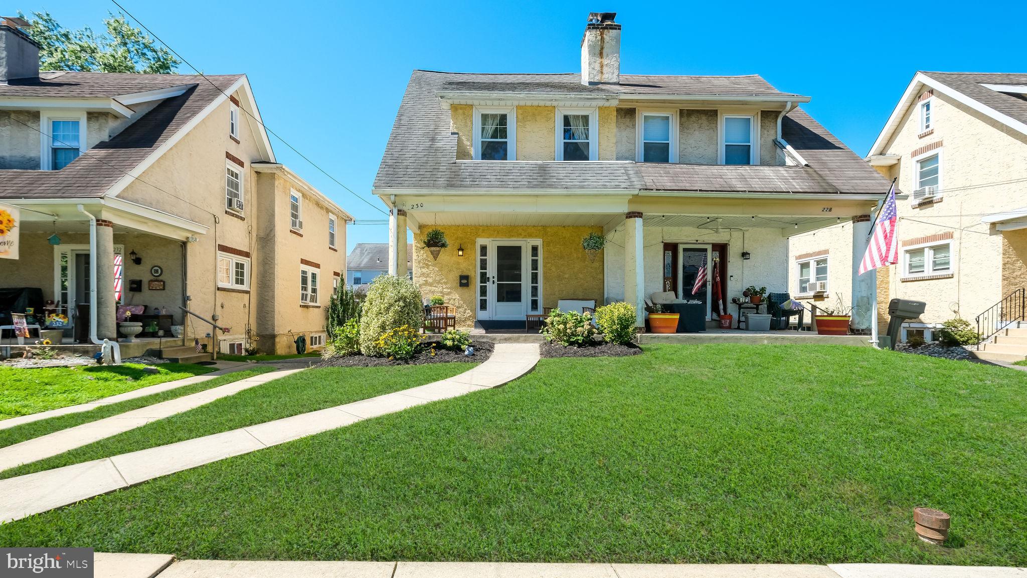 230 Harwicke Road Springfield, PA 19064 - Photo 2 of 29