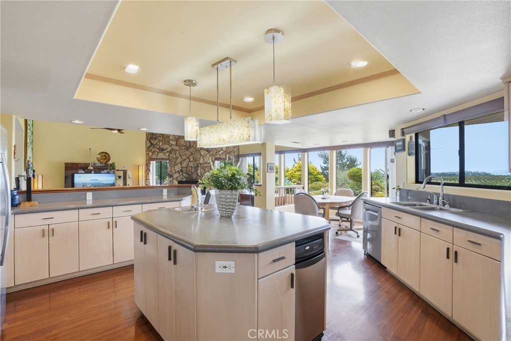 225 Broken Arrow Road Nipomo, CA 93444 - Photo 10 of 45 Large kitchen with pantry, prep island, generous cabinets