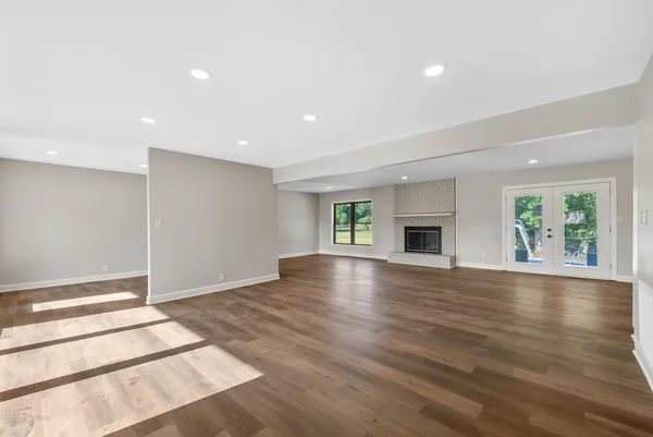 $439,900 | 1345 Shallow Lake Circle, Hopkinsville, KY 42240