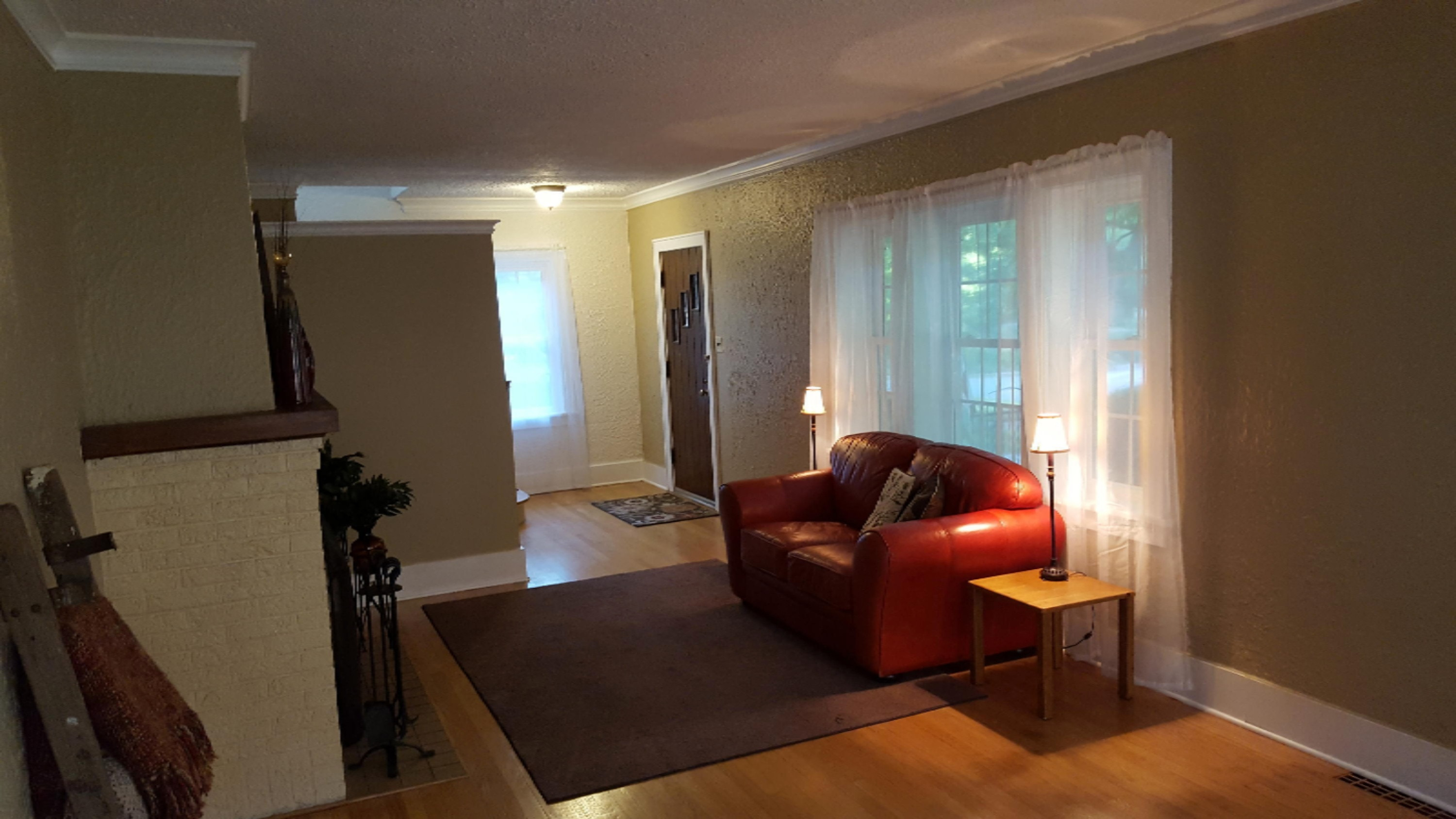 2222 Tipperary Road Kalamazoo, MI 49008 - Photo 4 of 22 20160726_075645