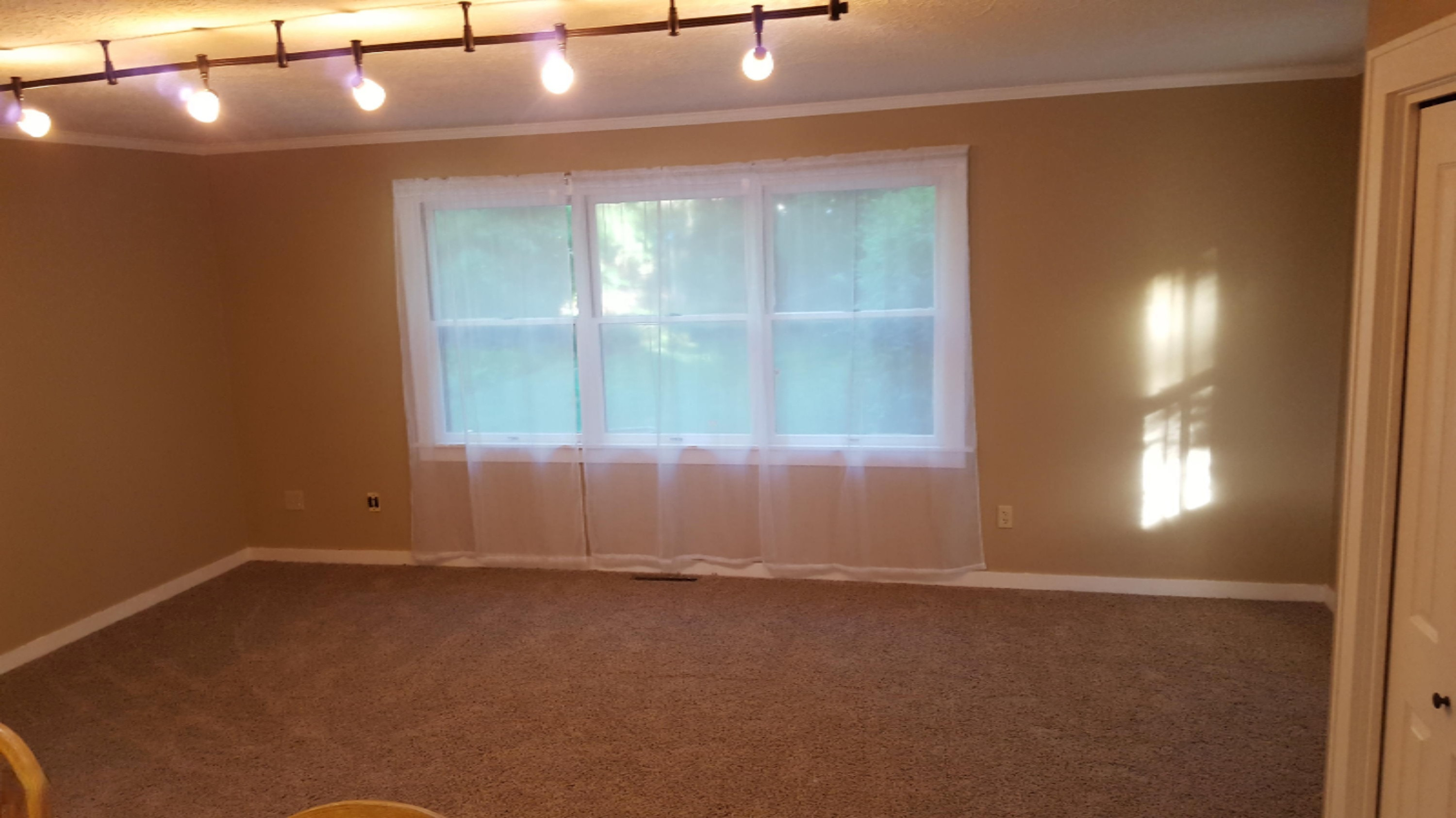 2222 Tipperary Road Kalamazoo, MI 49008 - Photo 7 of 22 20160726_075823