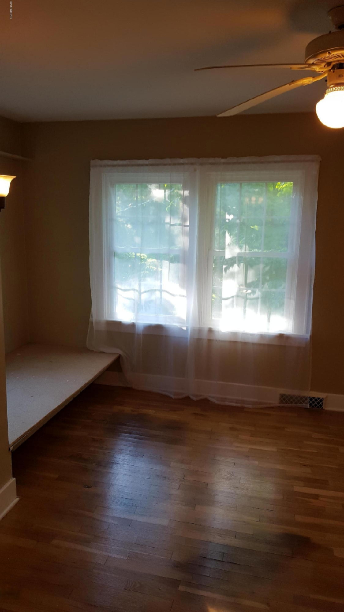 2222 Tipperary Road Kalamazoo, MI 49008 - Photo 9 of 22 20160726_080309