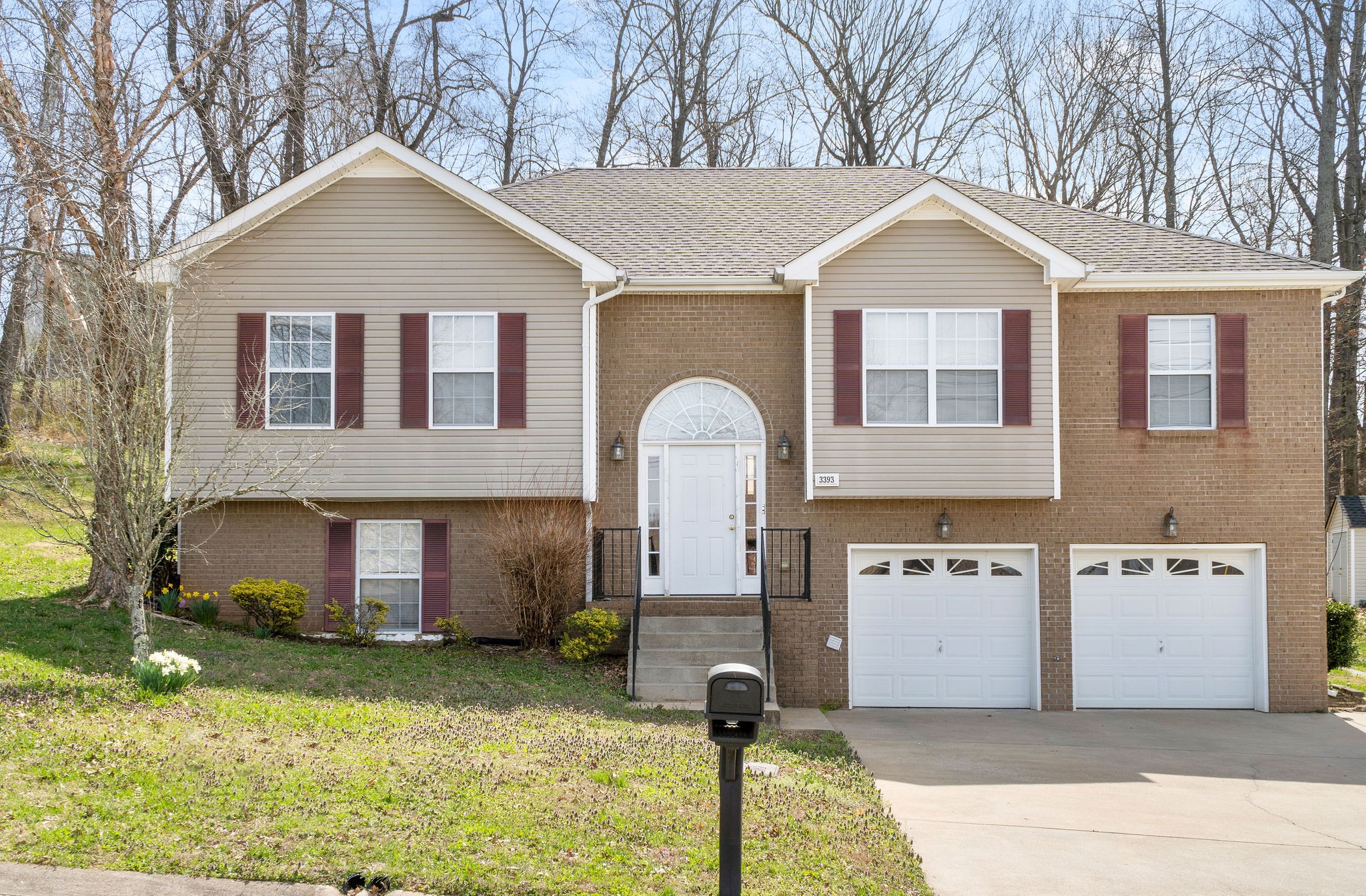 3393 Shivas Road Clarksville, TN 37042 - Photo 1 of 37 Gallery Image 1