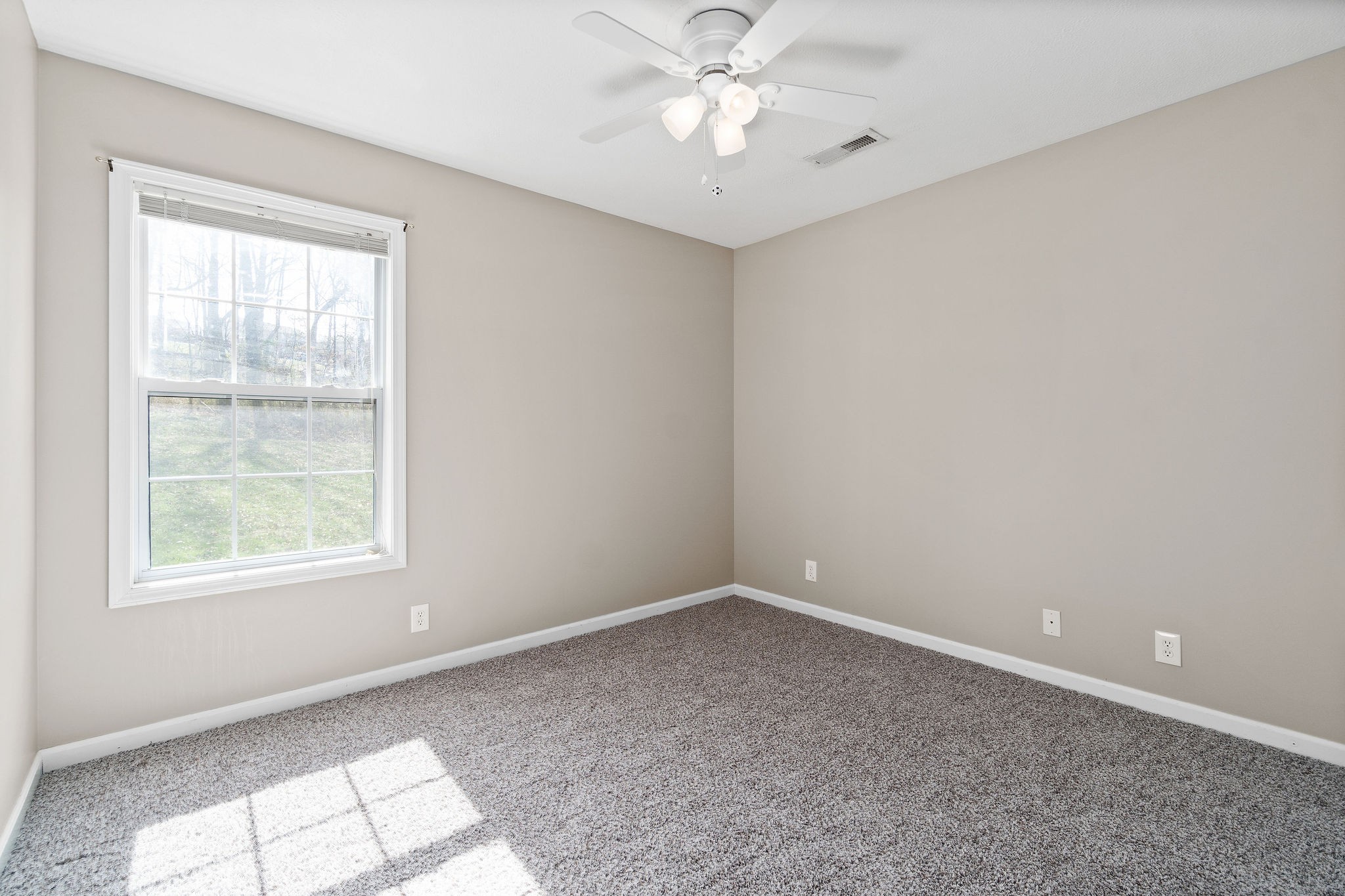 3393 Shivas Road Clarksville, TN 37042 - Photo 12 of 37 Gallery Image 12