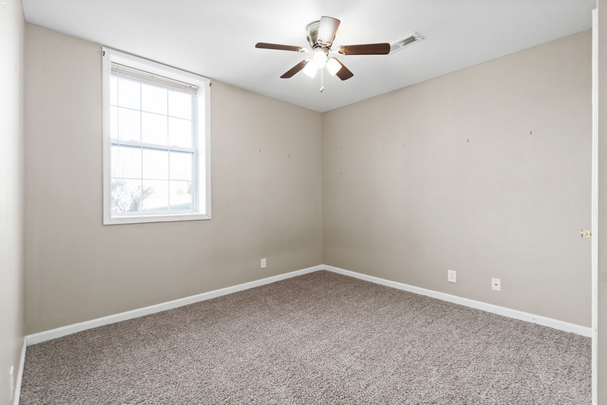 3393 Shivas Road Clarksville, TN 37042 - Photo 13 of 37 Gallery Image 13