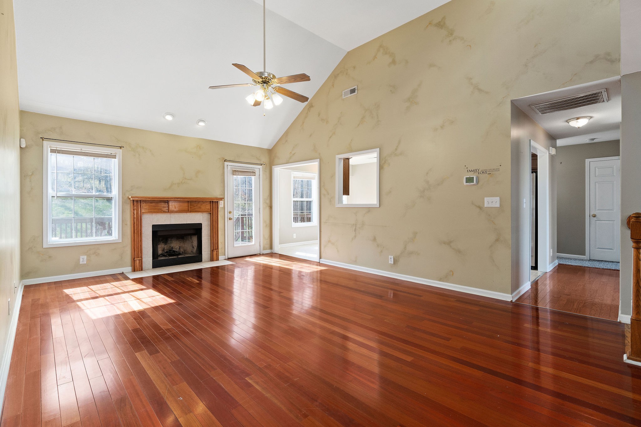 3393 Shivas Road Clarksville, TN 37042 - Photo 6 of 37 Gallery Image 6
