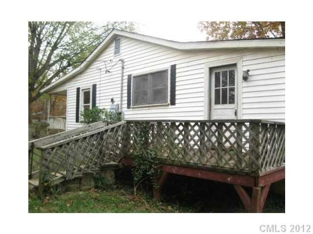 2942 Gates Road Lincolnton, NC 28092 - Photo 2 of 10 Gallery Image 2